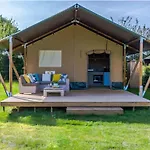 Mobil Spacieux Avec Terrasse Pour 8 Personnes - Api-1-52-1343 *