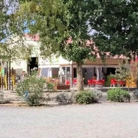 Mobil Spacieux Avec Terrasse Pour 8 Personnes - Api-1-52-1343 Camping