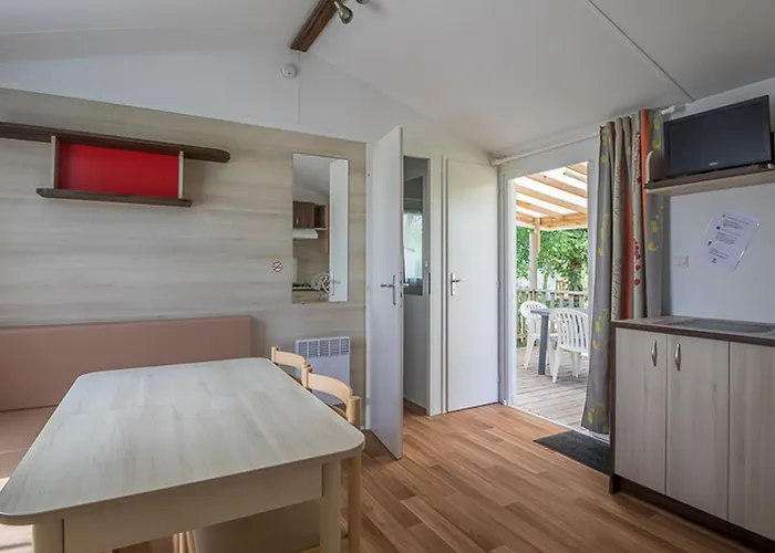 אתר קמפינג Mobil Spacieux Avec Terrasse Pour 8 Personnes - Api-1-52-1343 Puyravault (Vendee)