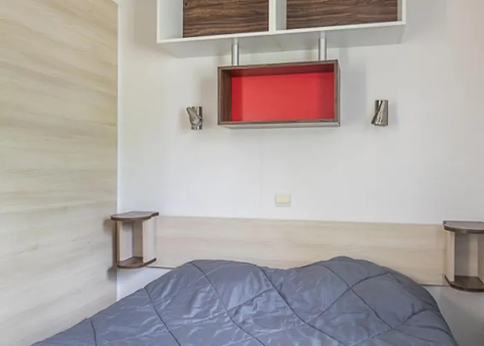 Mobil Spacieux Avec Terrasse Pour 8 Personnes - Api-1-52-1343 *