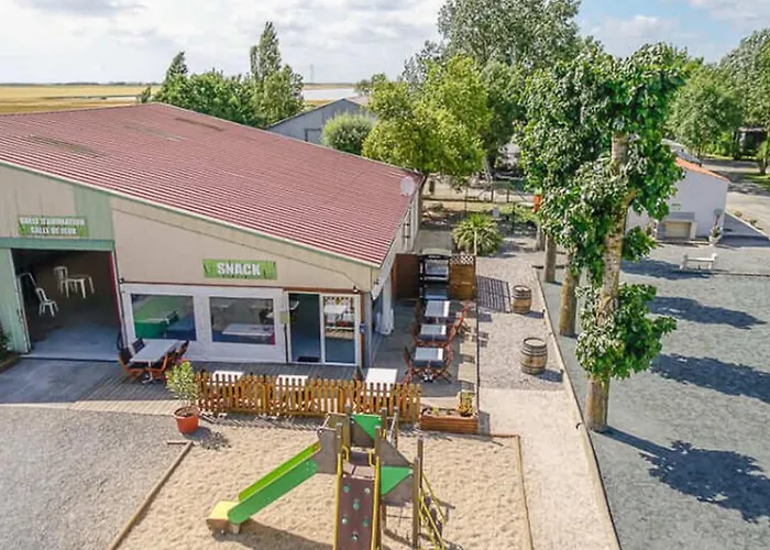 Mobil Spacieux Avec Terrasse Pour 8 Personnes - Api-1-52-1343 Puyravault (Vendee)