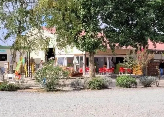 Mobil Spacieux Avec Terrasse Pour 8 Personnes - Api-1-52-1343 אתר קמפינג