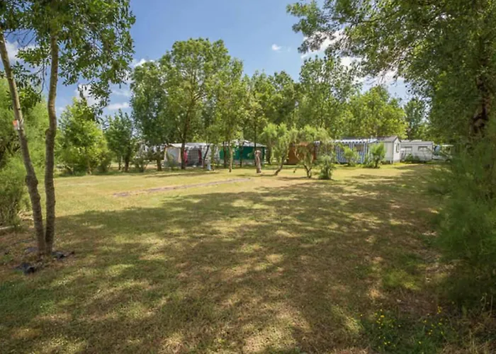 Mobil Spacieux Avec Terrasse Pour 8 Personnes - Api-1-52-1343 אתר קמפינג *