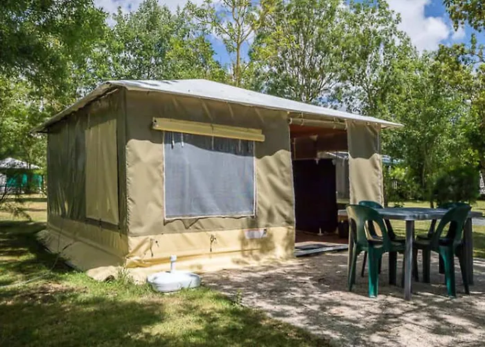 אתר קמפינג Mobil Spacieux Avec Terrasse Pour 8 Personnes - Api-1-52-1343 Puyravault (Vendee)